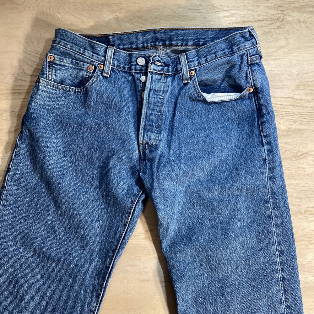 Levi's 501 Jeans Mens‎ 32x32 Blue Original Fit Straight Medium Wash Denim Pants